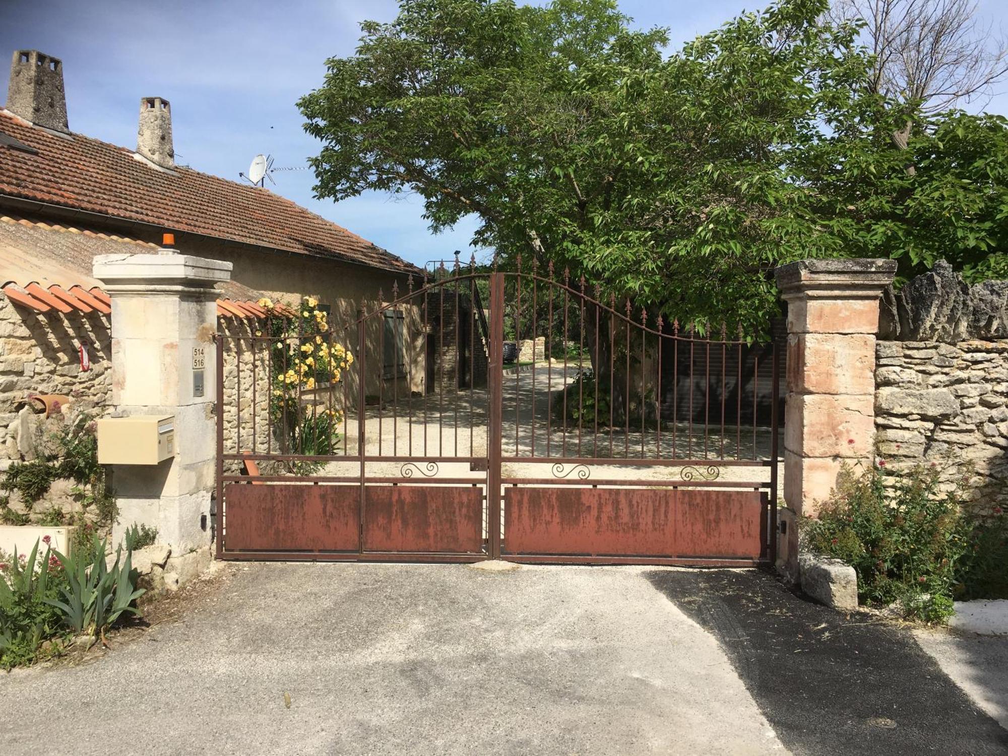 Appartamento Les Juliens Gordes Esterno foto